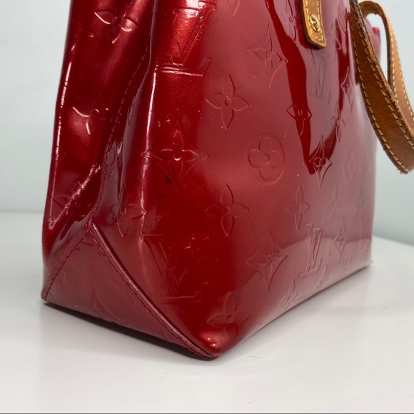 Seductive Red Louis Vuitton Vernis Reade PM Bag - Picture 9 of 9